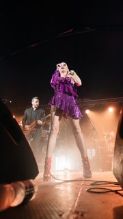 Maja Suput feet photo thumbnail