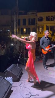 Maja Suput feet photo thumbnail