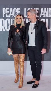 Maja Suput feet photo thumbnail