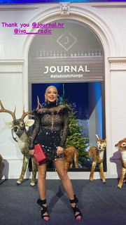 Maja Suput feet photo thumbnail