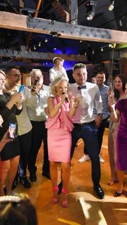 Maja Suput feet photo thumbnail