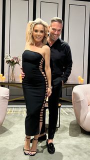 Maja Suput feet photo thumbnail