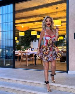 Maja Suput feet photo thumbnail