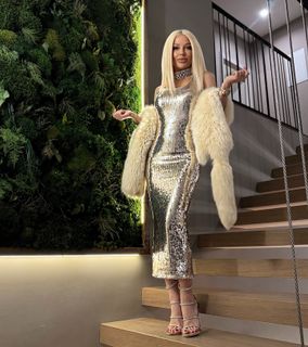 Maja Suput feet photo thumbnail