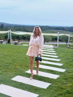 Maja Suput feet photo thumbnail