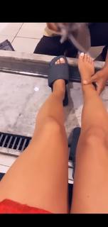 Maja Šuput feet photo 3