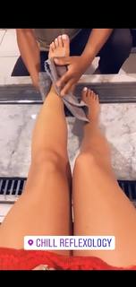 Maja Šuput feet photo 2
