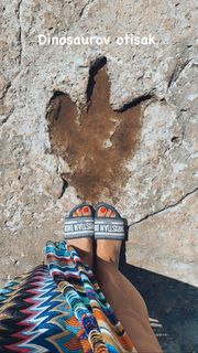 Maja Šuput feet photo 16