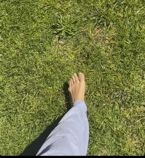 Majida Issa feet photo 4
