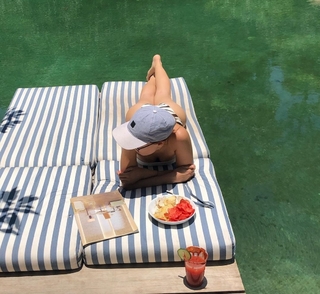 Majo Aguilar feet photo 1