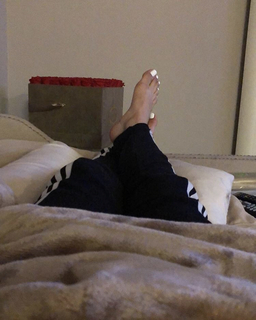 Major Galore feet photo 10