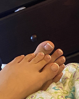 Major Galore feet photo 5