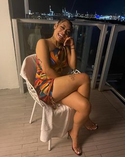 Major Galore feet photo 9