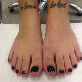 Maju Trindade feet photo 3
