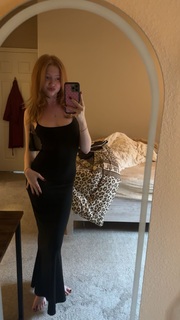 Makenna Kelly feet photo 1