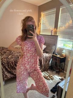 Makenna Kelly feet photo 14
