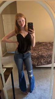 Makenna Kelly feet photo 13