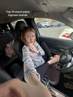 Makenna Kelly feet photo 20