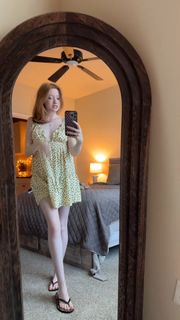Makenna Kelly feet photo 15
