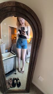 Makenna Kelly feet photo 7