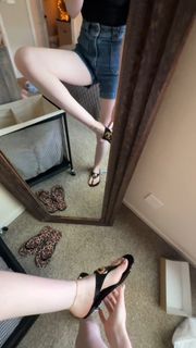 Makenna Kelly feet photo 3
