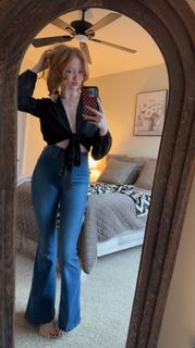Makenna Kelly feet photo 12