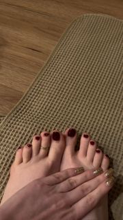Makenna Kelly feet photo 4