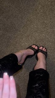 Makenna Kelly feet photo 11