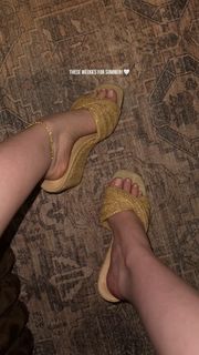 Makenna Kelly feet photo 11