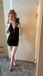 Makenna Kelly feet photo 9