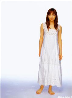 Maki Gotô feet photo 20