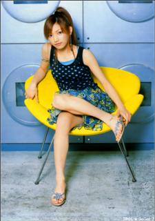 Maki Gotô feet photo 17