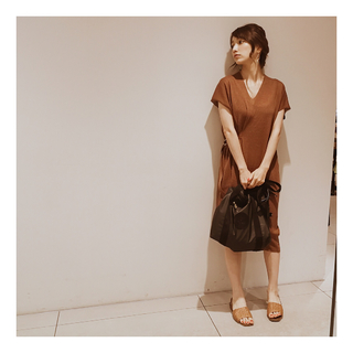 Maki Gotô feet photo 4