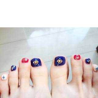 Maki Gotô feet photo 17