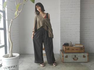 Maki Gotô feet photo 16