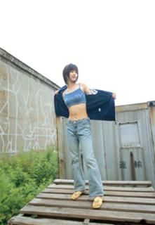 Maki Horikita feet photo 11