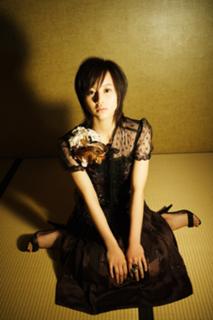 Maki Horikita feet photo 6