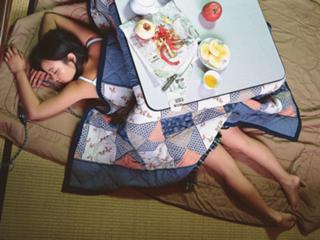 Maki Horikita feet photo 15