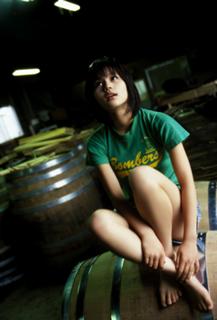 Maki Horikita feet photo 8