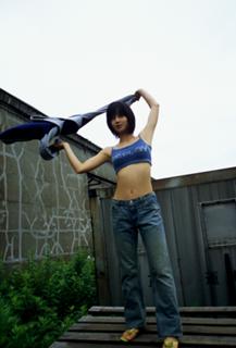 Maki Horikita feet photo 4