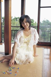 Maki Horikita feet photo 17