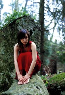 Maki Horikita feet photo 4