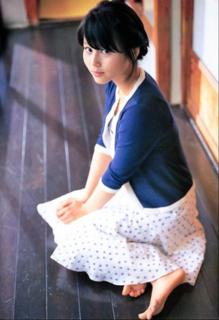 Maki Horikita feet photo 4