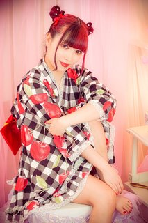 Maki Ito feet photo 6