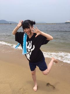 Maki Ito feet photo 9