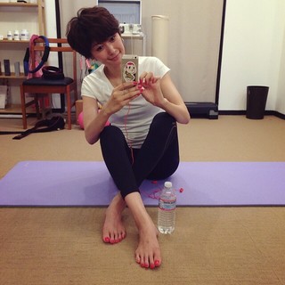 Maki Tamaru feet photo 19