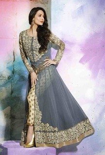 Malaika Arora feet photo thumbnail