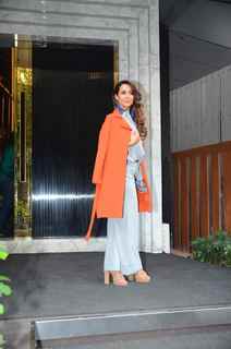 Malaika Arora feet photo thumbnail