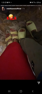 Malaika Arora feet photo thumbnail