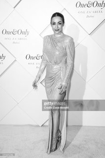 Malaika Arora feet photo thumbnail